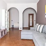 Italianway Easy - Lecchi 20 * Milaan